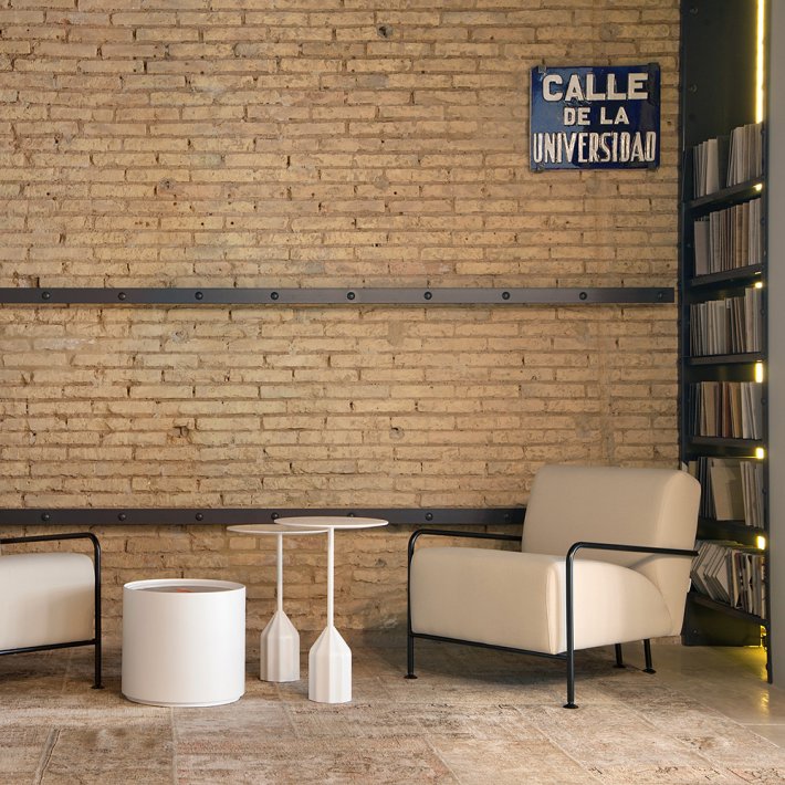 Viccarbe -  Colubi Armchair 