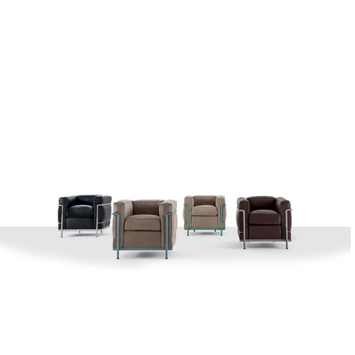Cassina - Fauteuil Grand Confort | Petit modle | Chrome frame |Leather