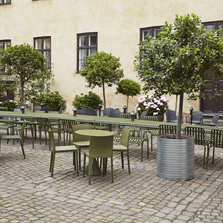 Hay - Palissade Cone Table | H 74