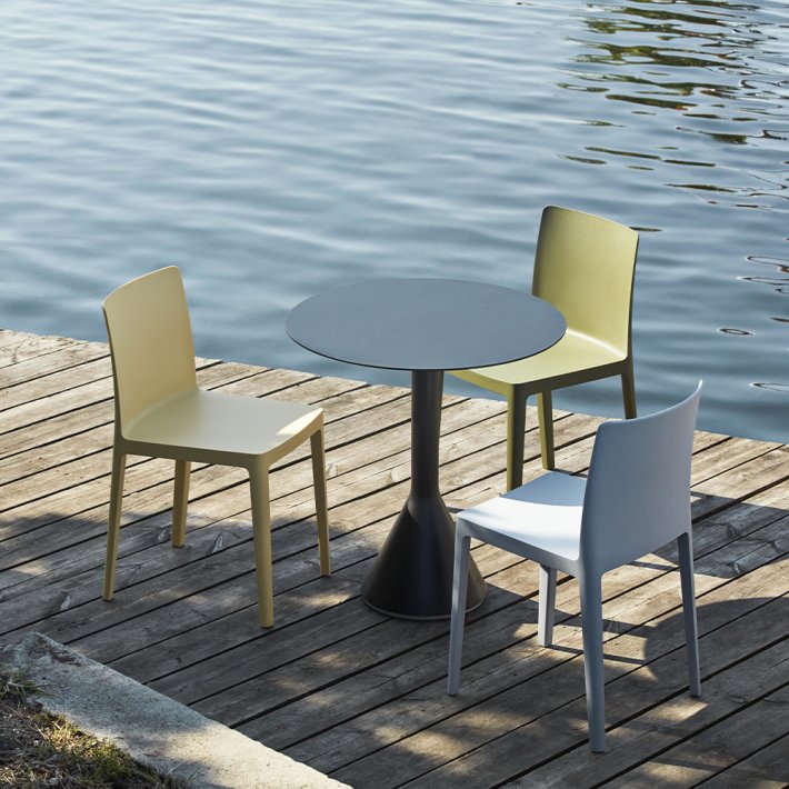 Hay - Palissade Cone Table | H 74