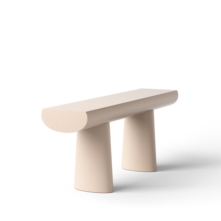 Karakter - Console Table