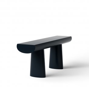 Karakter - Console Table