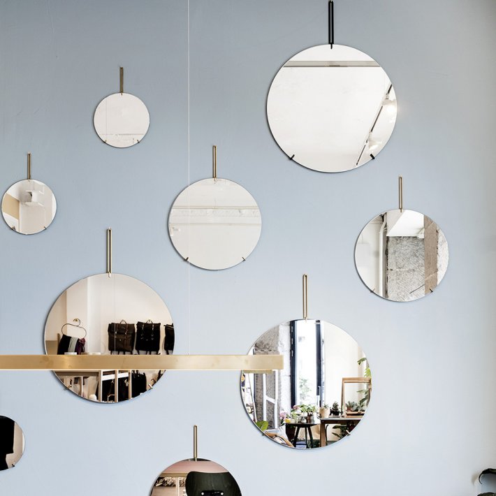 Moebe - Wall Mirror | Messing