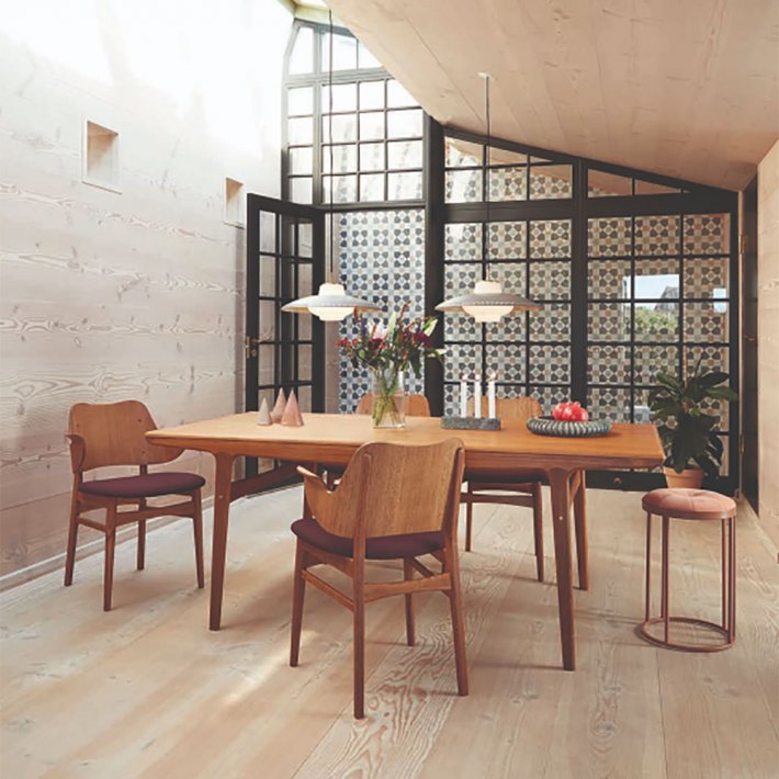 WARM NORDIC - Gesture Chair | Teakolieret eg, fuldpolstret