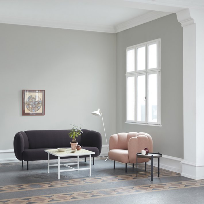 WARM NORDIC - Cape Sofa 3 pers. | Med Syninger