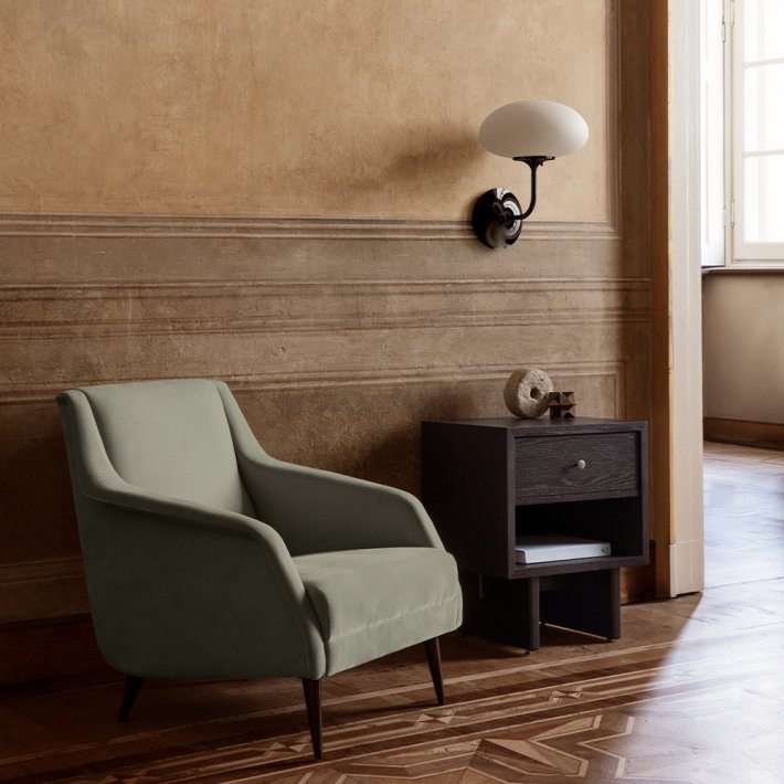 Gubi - Stemlite Wall Lamp