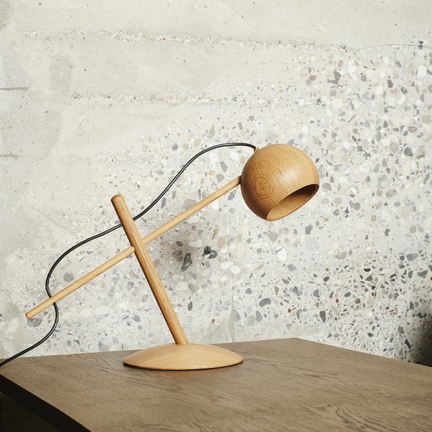 Brdr. Krger - LUNE Bordlampe