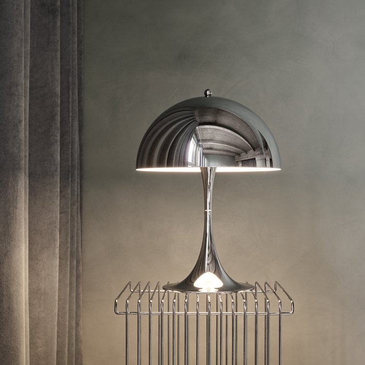 Louis Poulsen - Panthella 320 Table Lamp | Hjglansforkromet