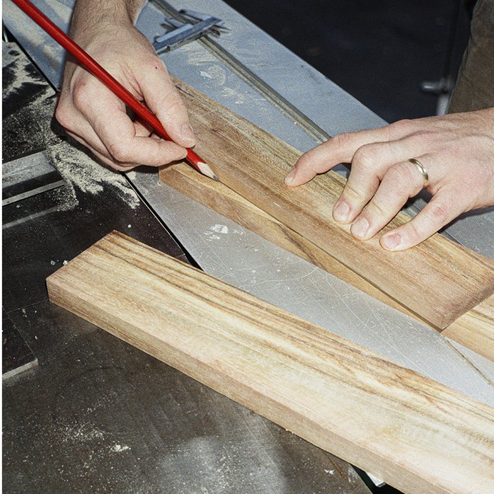 Gubi - C-Chair Outdoor | Dining Chair