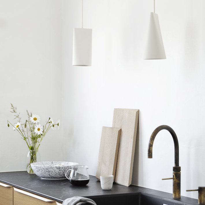 Moebe - Ceramic Pendant |�Narrow