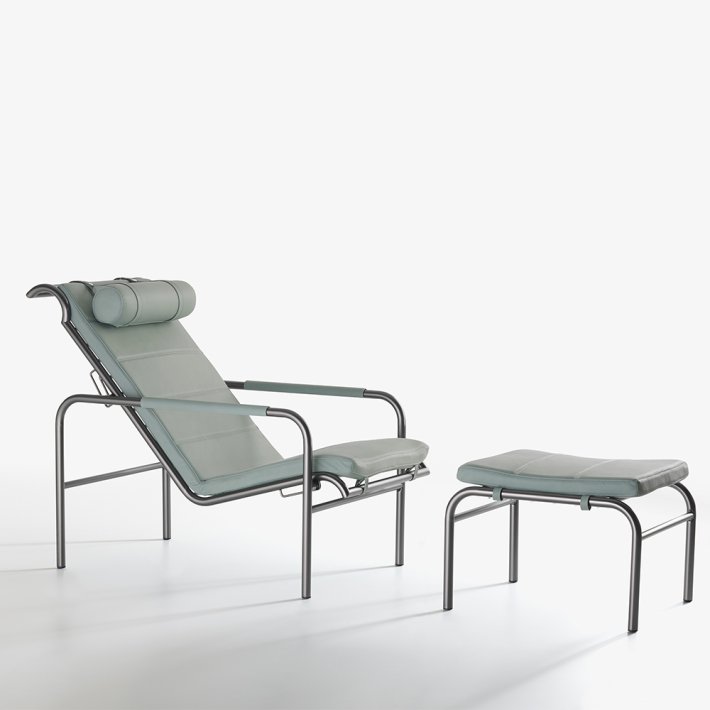 Zanotta - Genni Lounge Chair | W. Pouf