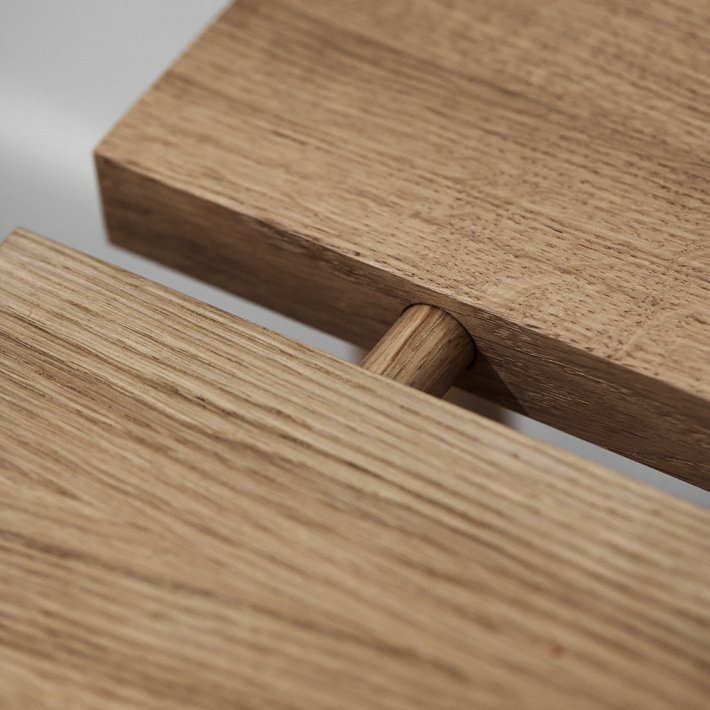 Moebe - Peg Step Stool