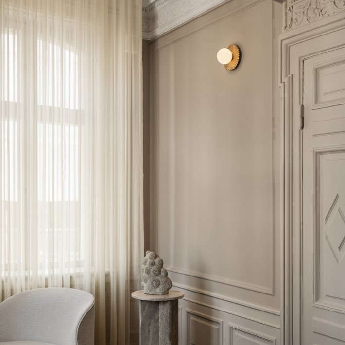 Nuura - Liila Muuse | Small IP44 | Nordic Gold | Opal 