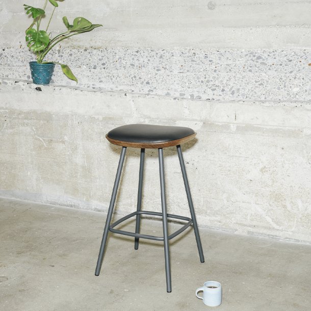 Brdr. Krger - Pauline Barstol | Metalstel