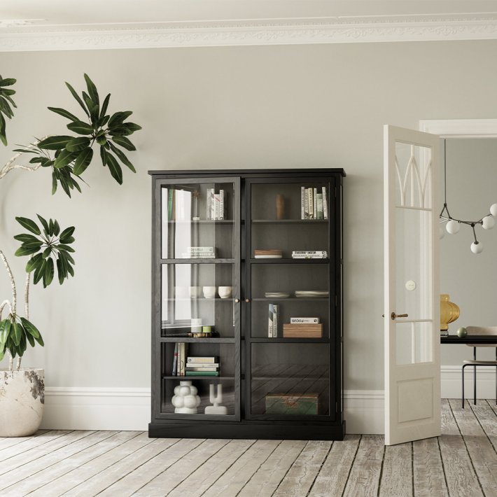 Lindebjerg Design - Vitrineskab | Dark Oak N2