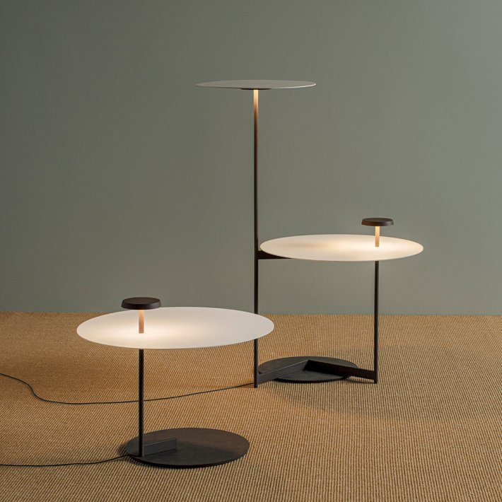 Vibia - Flat 5950 | Gulvlampe