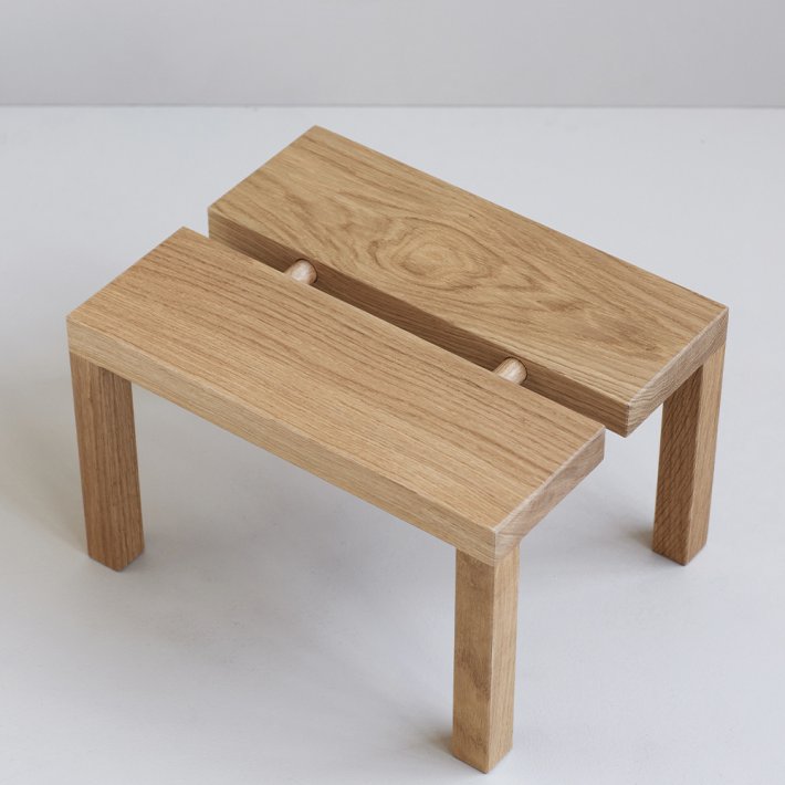 Moebe - Peg Step Stool