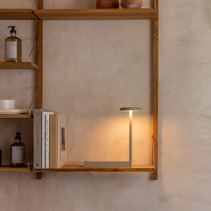 Vibia - Flat 5970 | Bordlampe