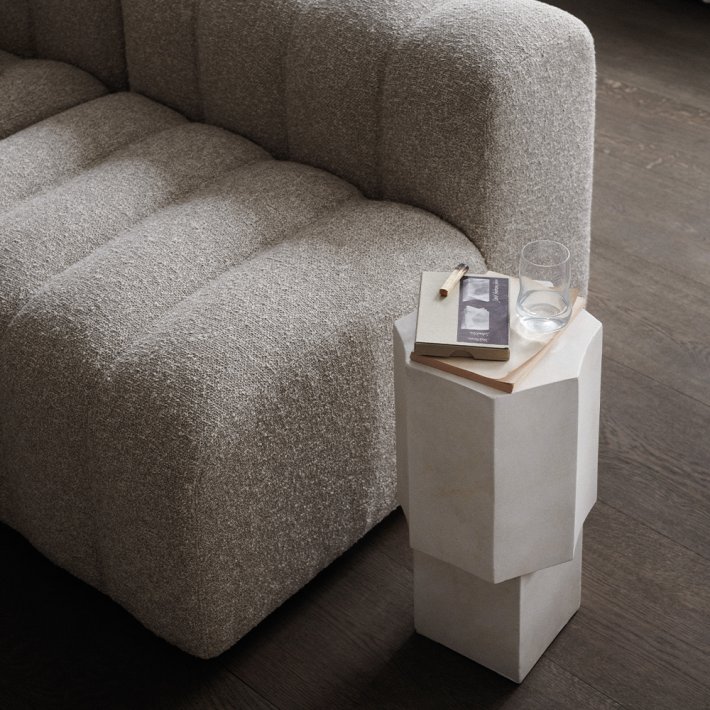 NORR11 - Quartz Table