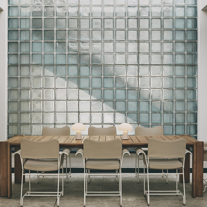 Gubi - Atmosfera Dining Table | 281X105