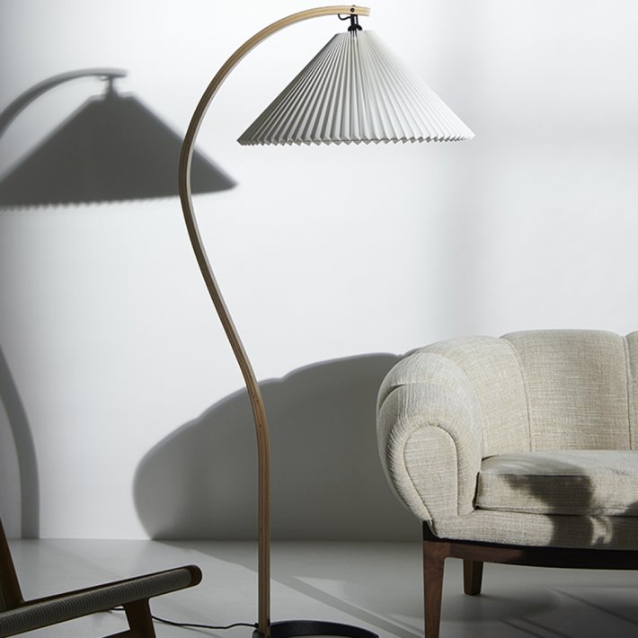 Gubi - Timberline Floor Lamp