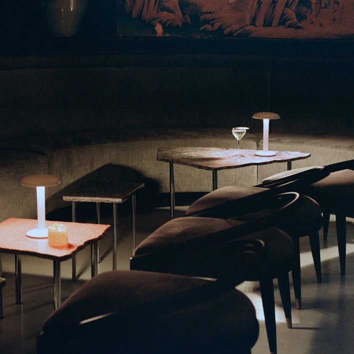 Flos - Gustave Residential | Bordlampe | Matte White