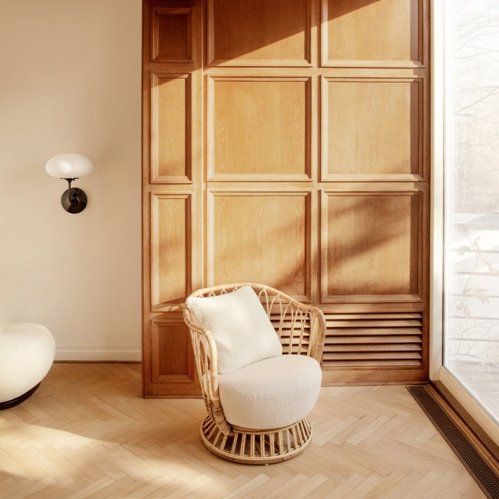 Gubi - Stemlite Wall Lamp