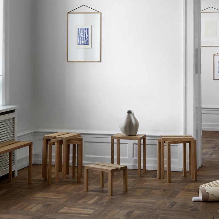 Moebe - Peg Step Stool