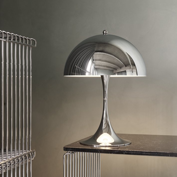 Louis Poulsen - Panthella 250 Table Lamp | Hjglasforkromet
