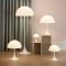 Louis Poulsen - Panthella 320 Table Lamp | Hvid opalt akryl