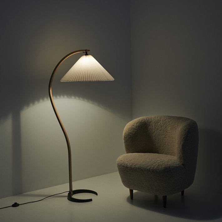 Gubi - Timberline Floor Lamp