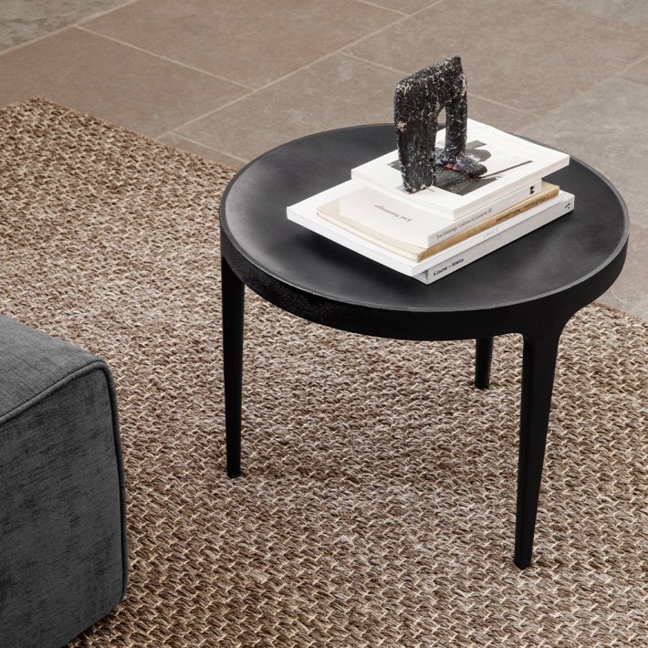 NORR11 - Ghost Table | Low