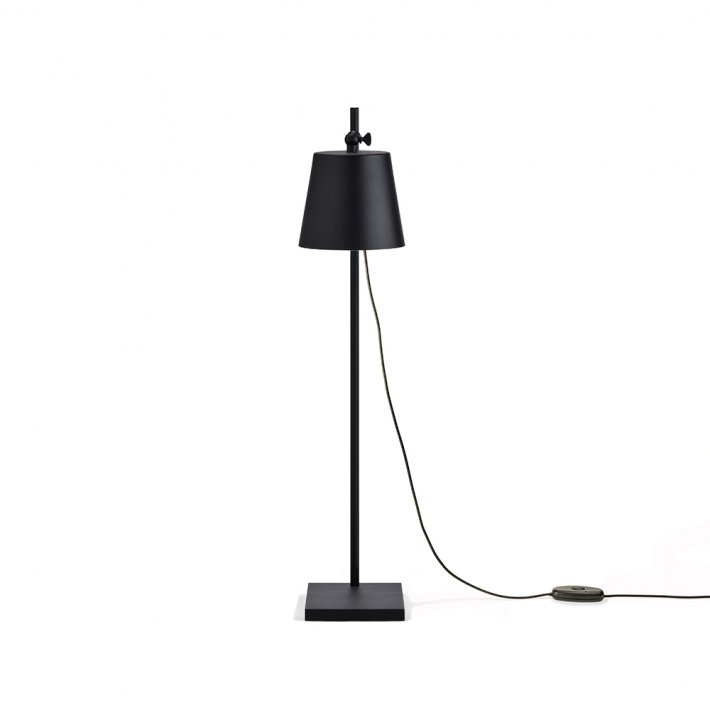 Karakter - Steel Lab Light Table