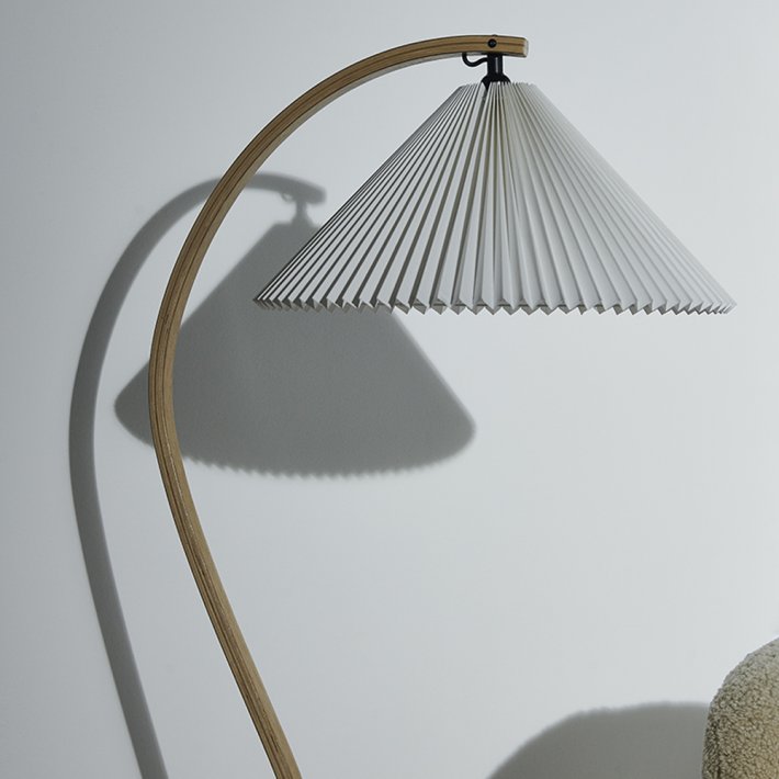 Gubi - Timberline Floor Lamp