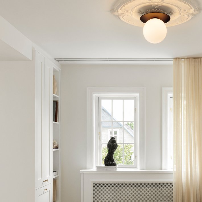 Nuura - Liila 1 | Opal | Large | Dark bronze