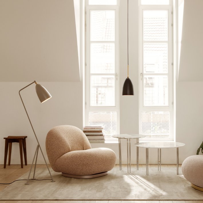 Gubi - Grashoppa pendel | Black | Semi Matt