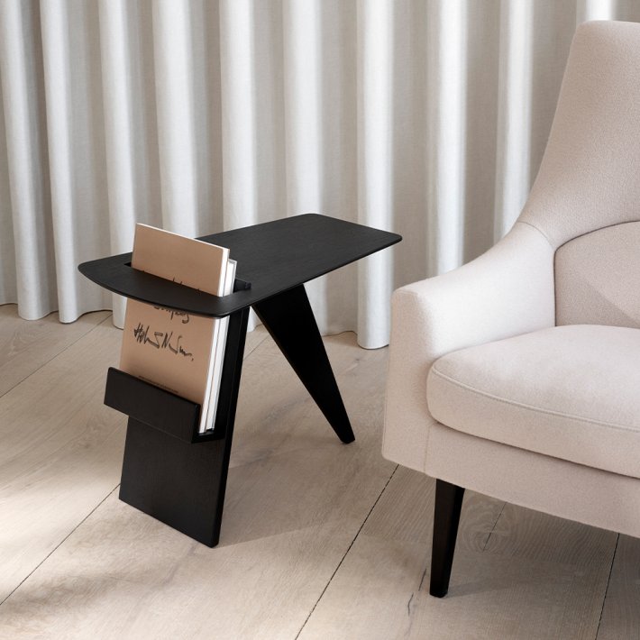 Fredericia Furniture - Magazine Table