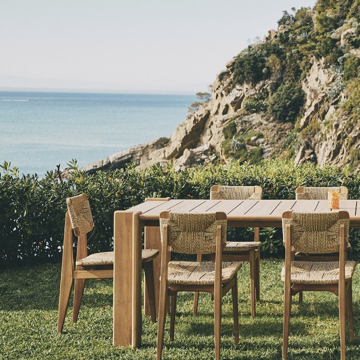 Gubi - Atmosfera Dining Table | 209x105