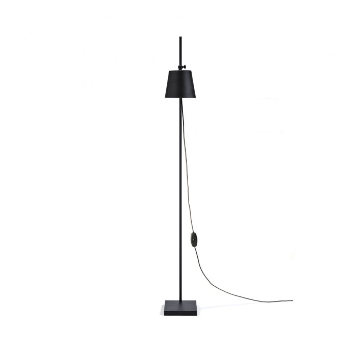 Karakter - Steel Lab Light Floor