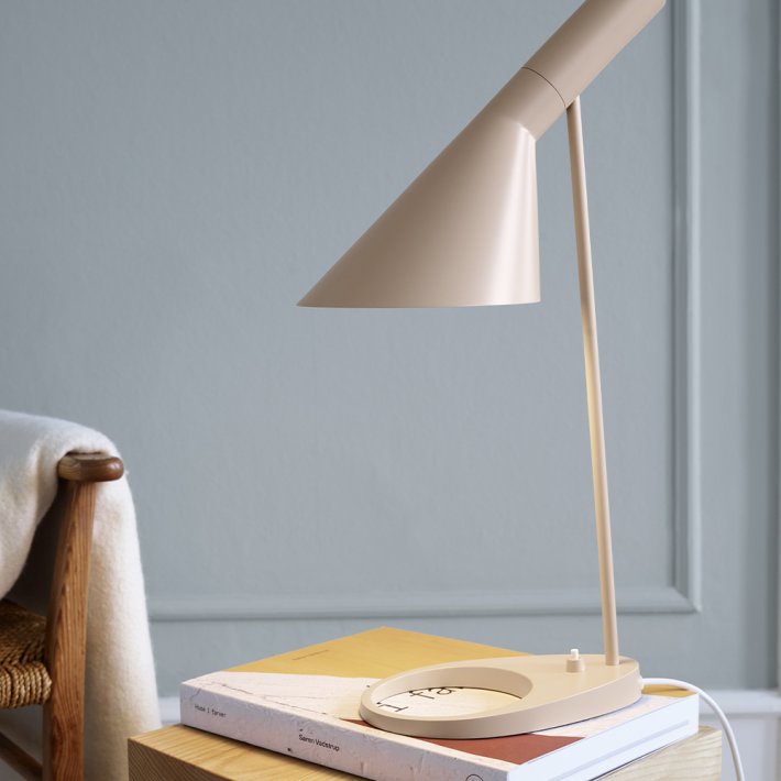 Louis Poulsen - AJ Bordlampe |&nbsp;Warm sand