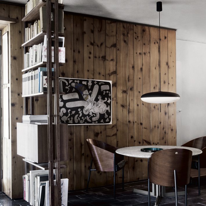 Astep - Model 2065 | Black And White Diffuser