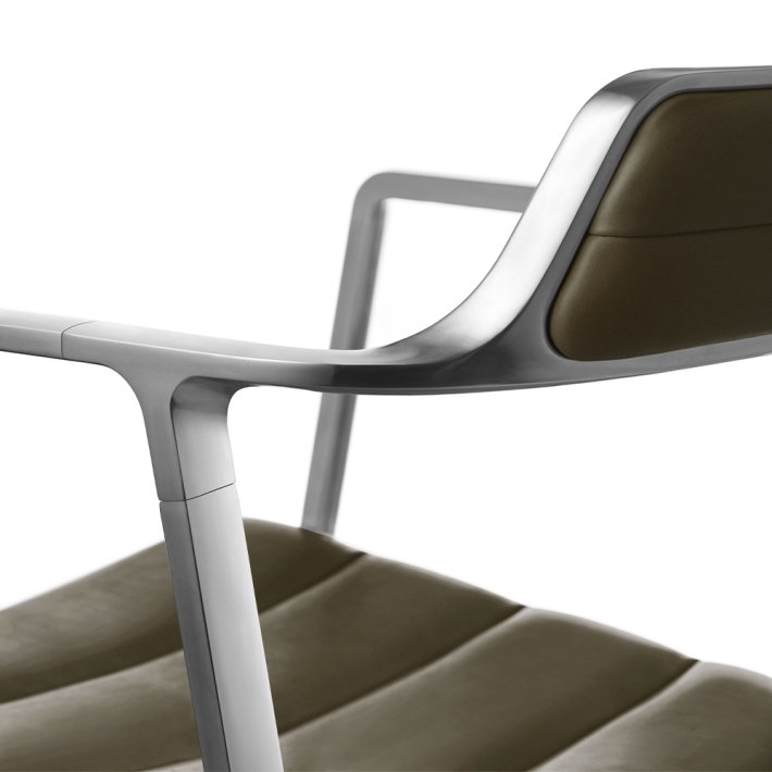 Vipp - Vipp 452 | Swivel Chair | L�der