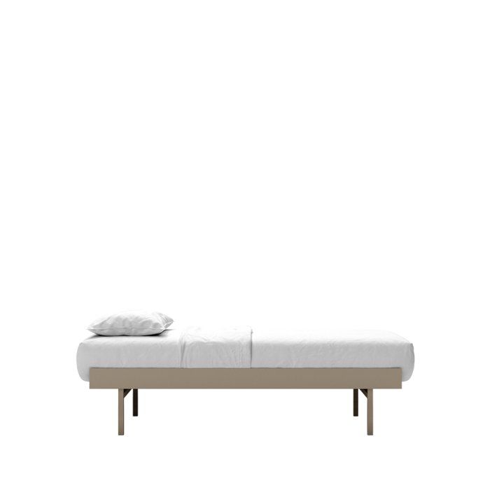 Moebe - Bed | 90 cm | Tall Legs