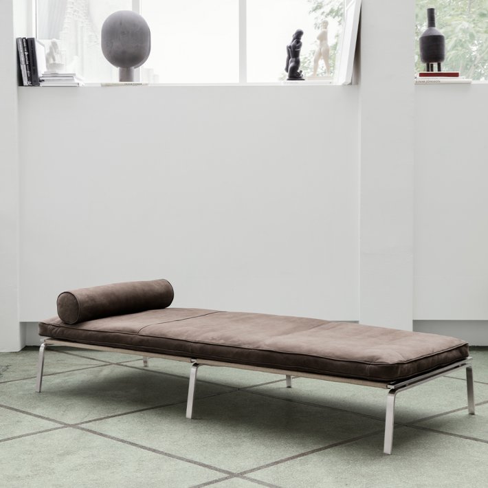 NORR11 - Man Daybed