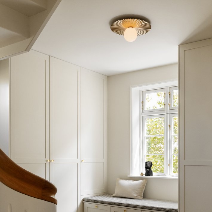 Nuura - Liila Muuse | Medium IP44 | Nordic Gold | Opal 