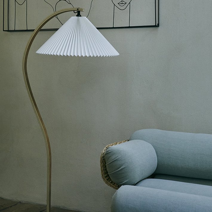 Gubi - Timberline Floor Lamp