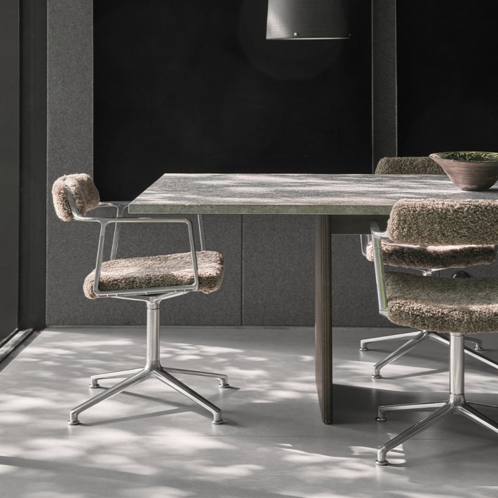 Vipp - Cabin Square Table