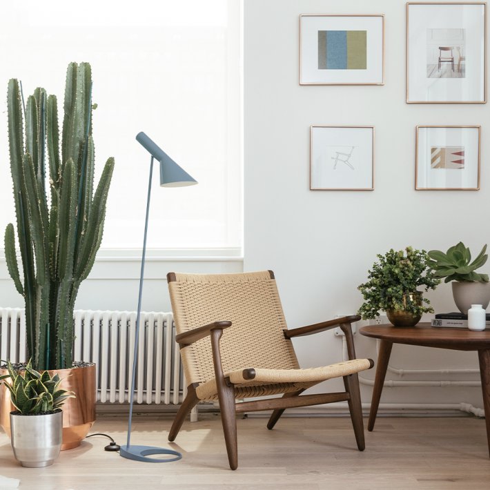 Louis Poulsen - AJ Gulvlampe | Dusty blue