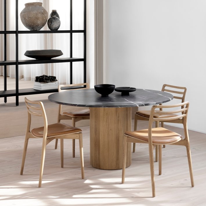 Vipp - Cabin Round Table | �130 