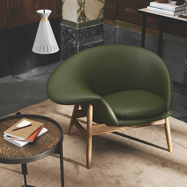 WARM NORDIC - Fried Egg | Leather | Smoked Oak